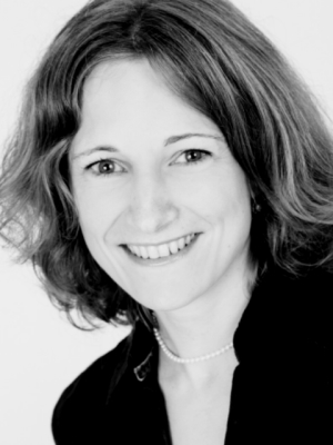 Dr.  Esther Wehrle